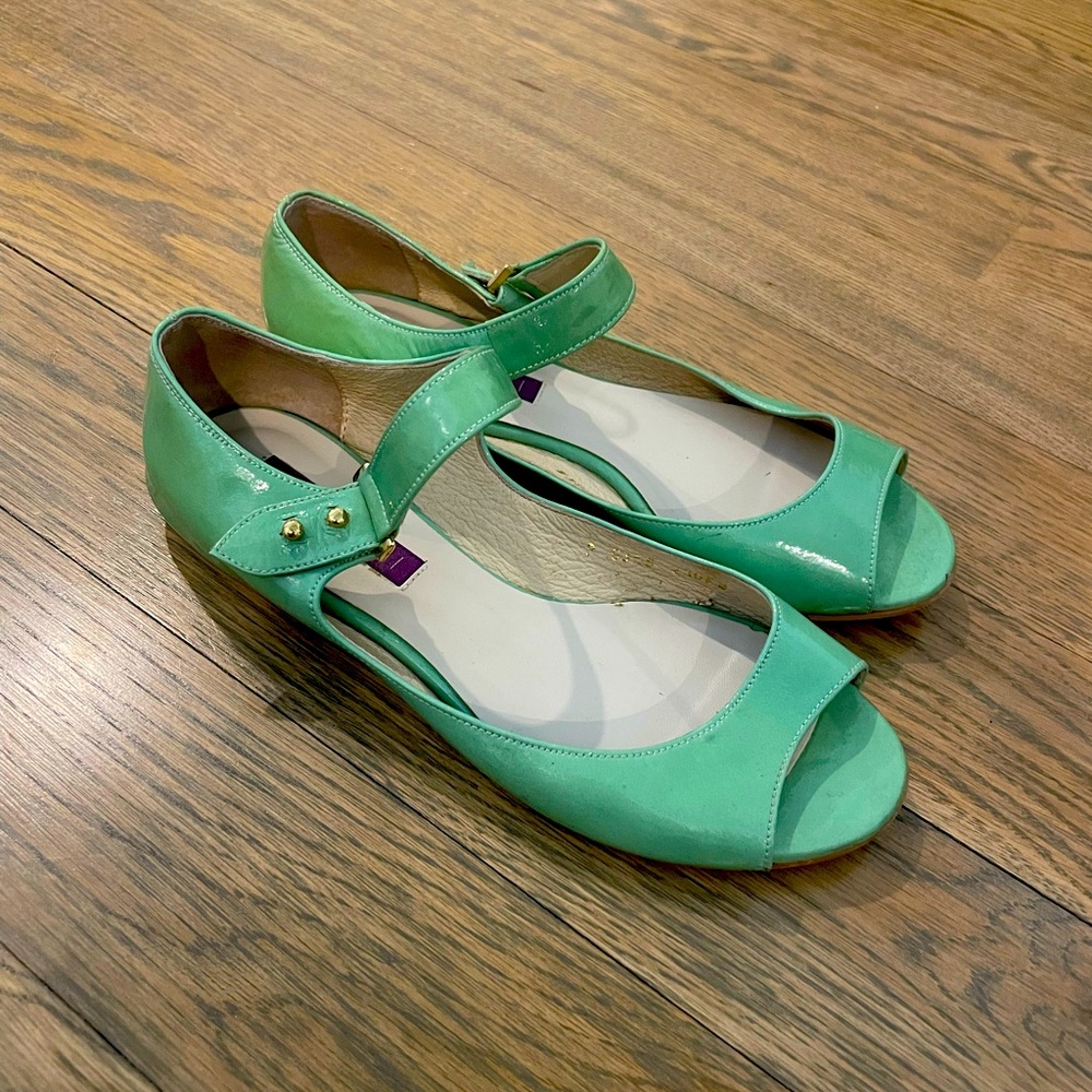 Mint color flat sandal